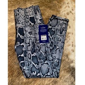 Reversible snakeskin and leopard leggings